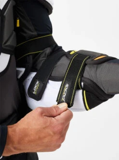 Coudières CCM Super Tacks AS1 Senior 16 Coudières CCM Super Tacks AS1 Senior -Hockey Soldes Boutique pdtimg 4472748b